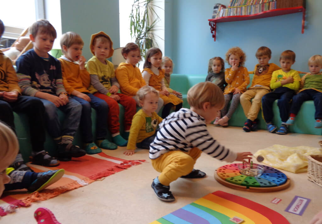 Altersgemischte Kindergruppe und Elternverein